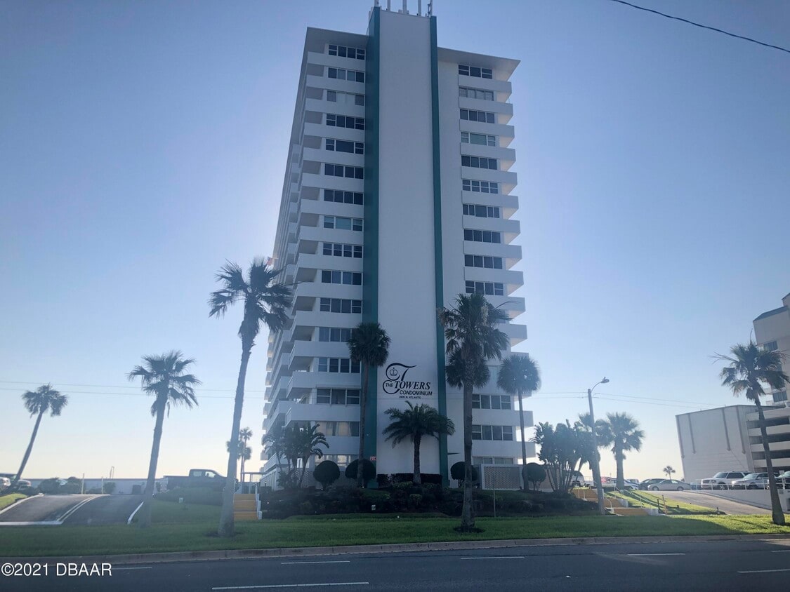 Primary Photo - 2800 N Atlantic Ave