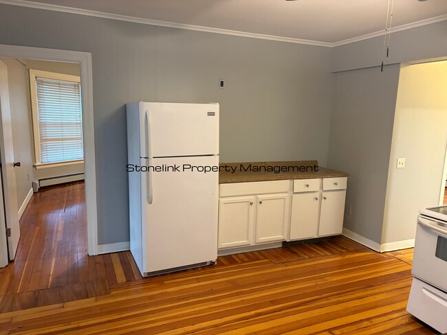 Foto del edificio - *687 Charles Street