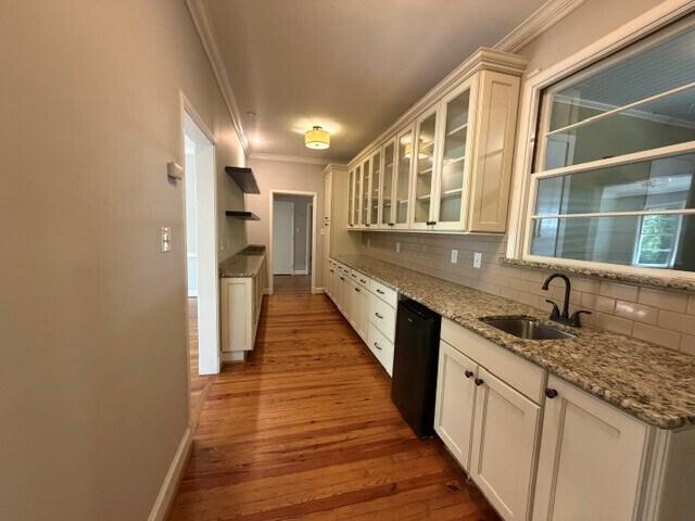 Foto del edificio - Charming Estate home on almost 2 acres with Duke University Setting