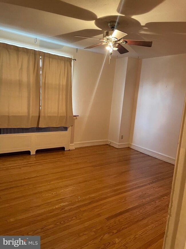 Building Photo - 448 Slocum St