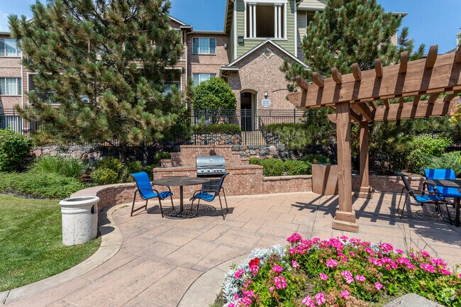 Foto del edificio - Indigo Creek Apartments