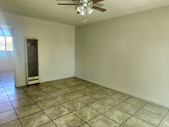 Foto del edificio - 126 Wilson Ave