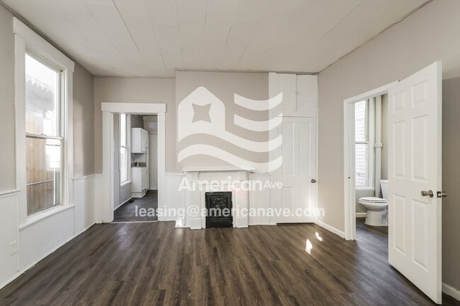 Foto del edificio - 2327 Duncan St