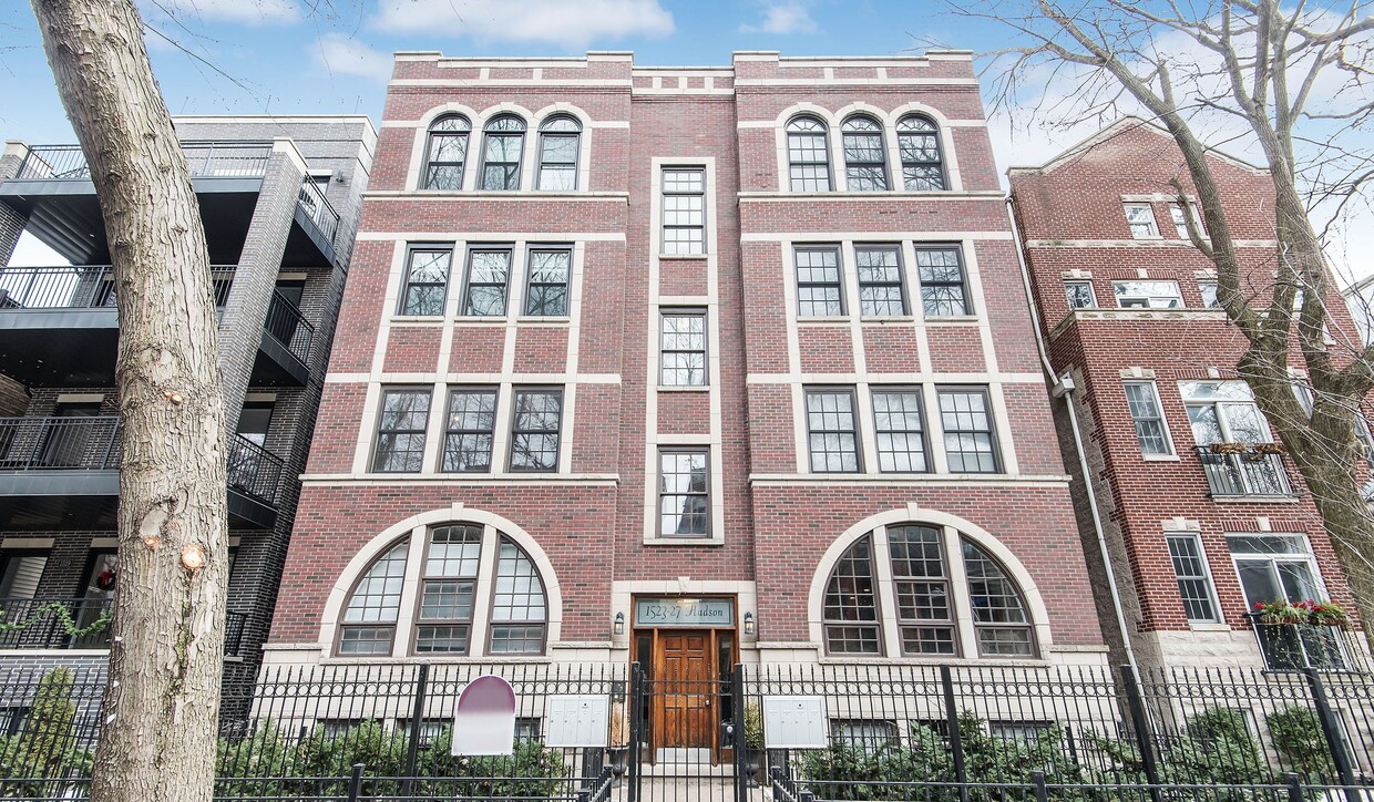 Foto principal - 1527 N Hudson Ave