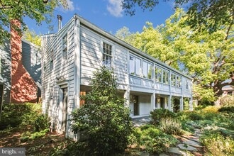 Building Photo - 323 N Patrick St