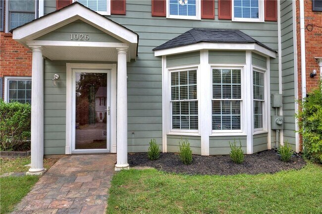 Foto del edificio - 1026 Windy Oaks Ct