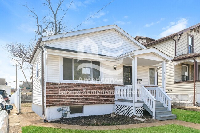 Foto del edificio - 4904 Tiemann Ave