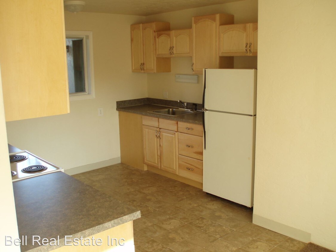 Primary Photo - 1 br, 1 bath Apartment - 335 C St 335 C St #5