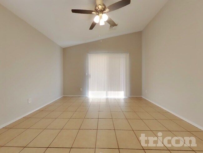 Building Photo - 22371 W Solano Dr