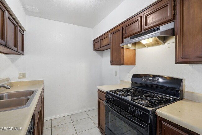 Building Photo - 3208 Isla Morada Dr