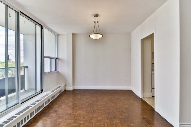 Photo du bâtiment - 1 Bedroom Unit - 50 Cambridge