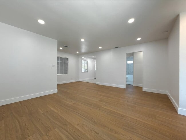 Foto del edificio - 15935 Paseo Largavista