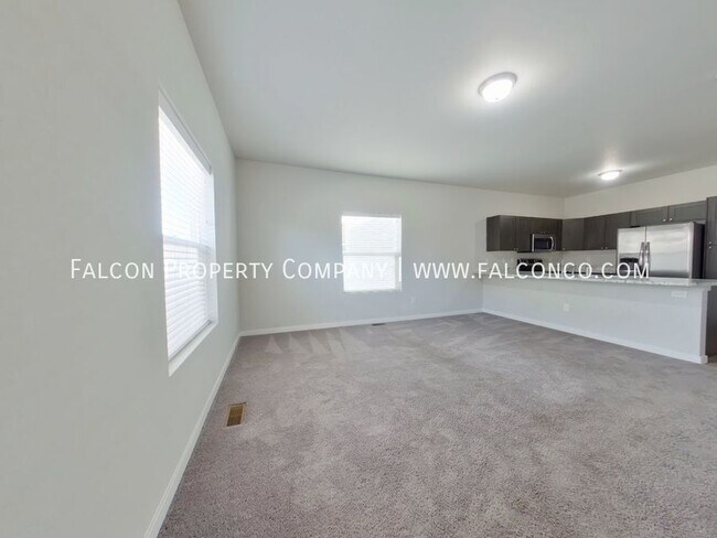 Foto del edificio - Wonderful Townhome in Security-Widefield! ...