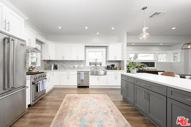 Foto del edificio - 1319 12th Ave