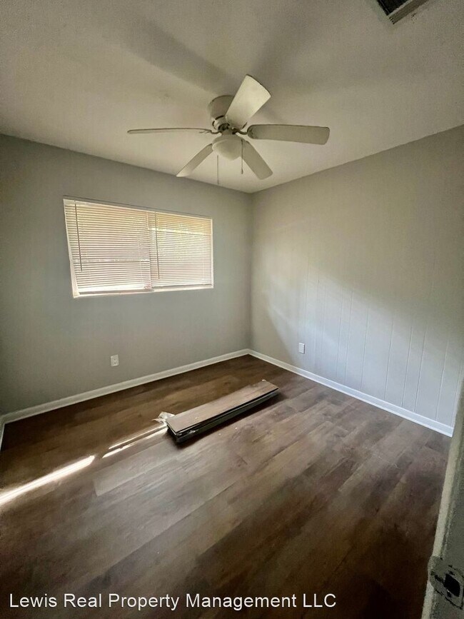 Foto del edificio - 3 br, 1 bath House - 809 Marilyn Ct