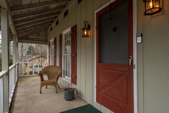 Foto del edificio - 143 Stone Mill Ln NW