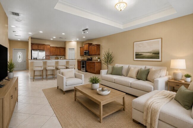 Sala de estar y cocina decoradas - 627 SW 47th Ter