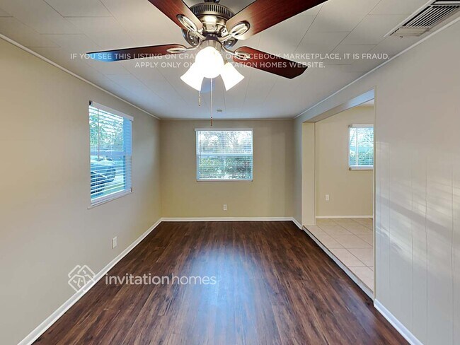 Foto del edificio - 3913 Mesa Ave