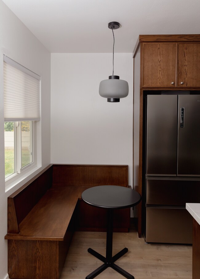 Foto del edificio - 2320 Ridgeview Ave