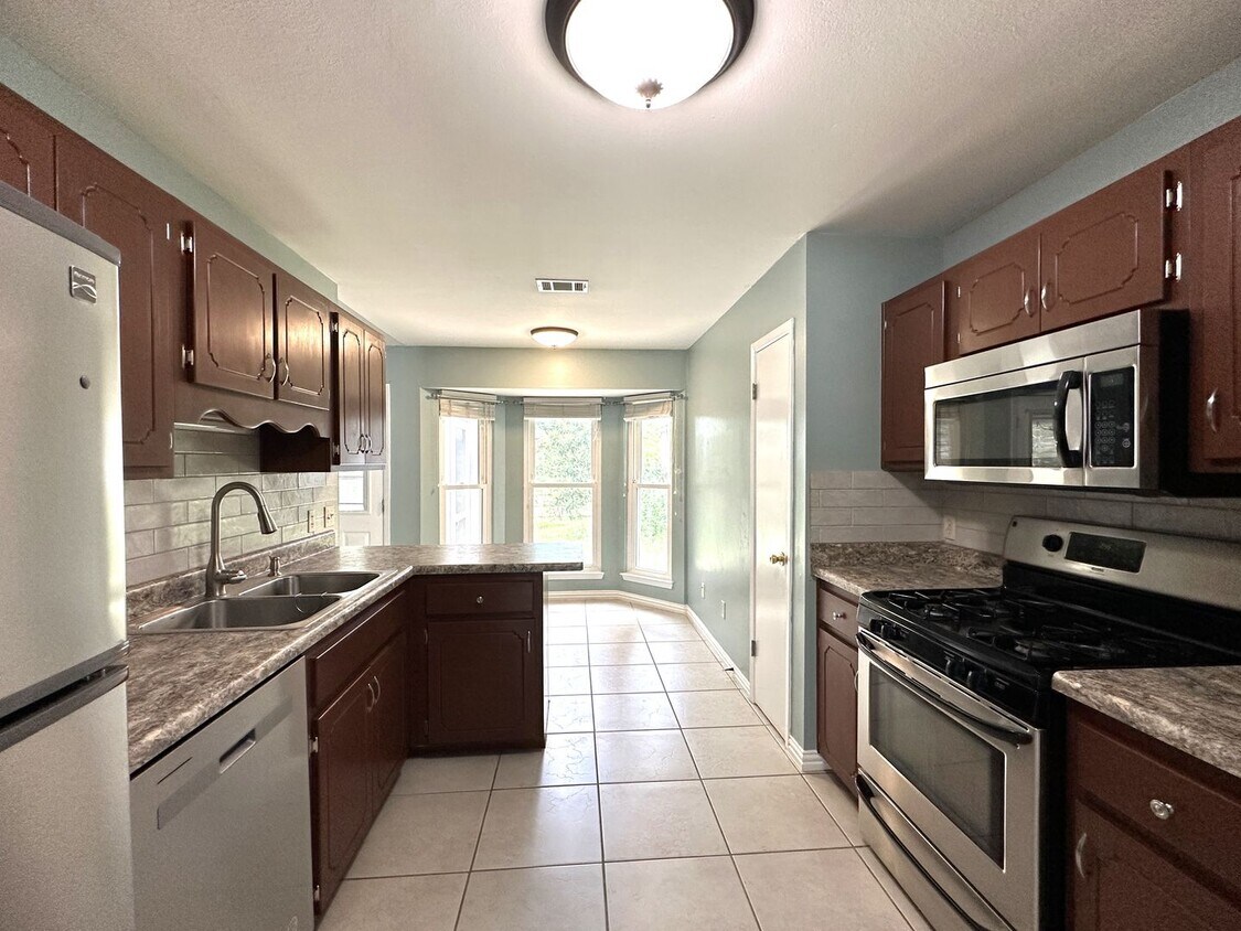 Foto principal - Great Niceville Location