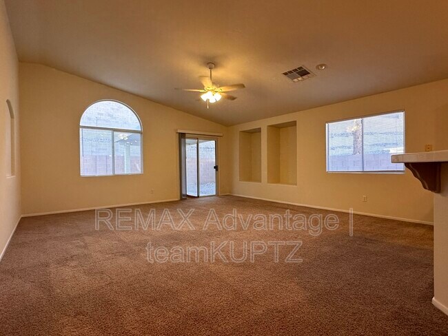 Building Photo - 303 Island Reef Ave