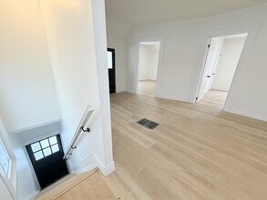 Building Photo - 165 College Ave N