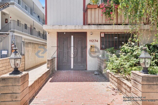Foto del edificio - 11274 Morrison St