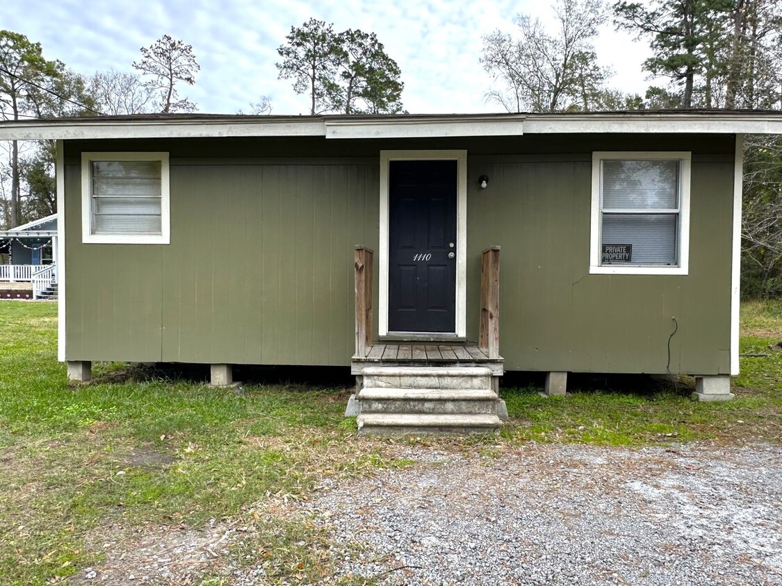 Primary Photo - 1110 Archie St, Vidor Tx 77662