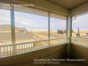 Building Photo - 4164 Buckingham Dr