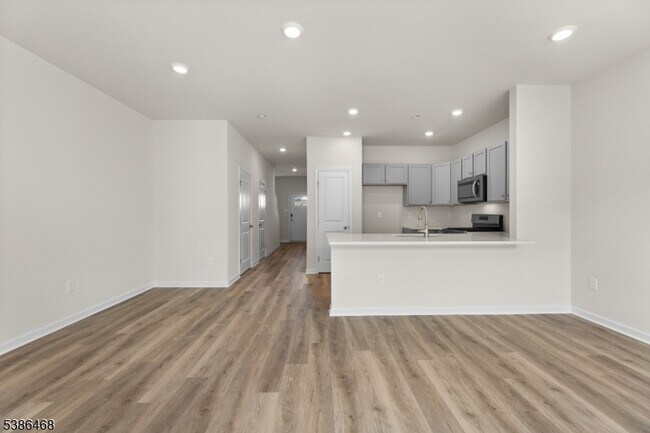 Foto del edificio - 76 Alexander Wy