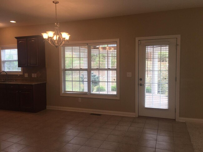 Foto del edificio - 3020 Blackford Pkwy
