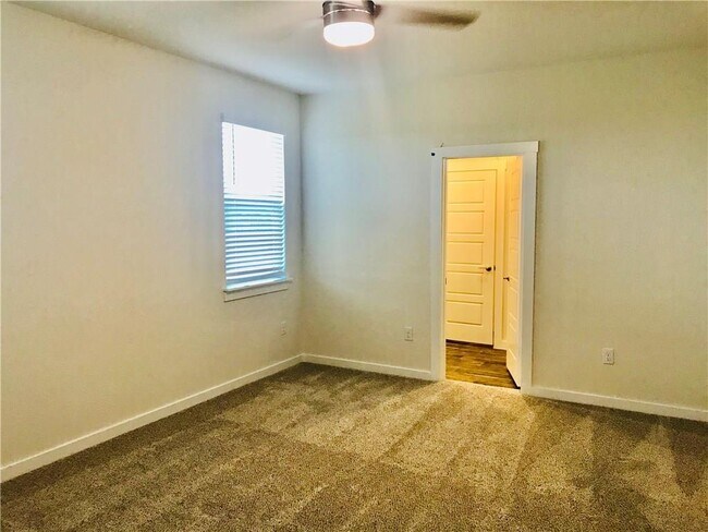 Foto del edificio - 13501 Baileyfield Dr