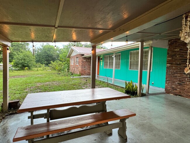 Foto del edificio - 3275 S Indiana Ave