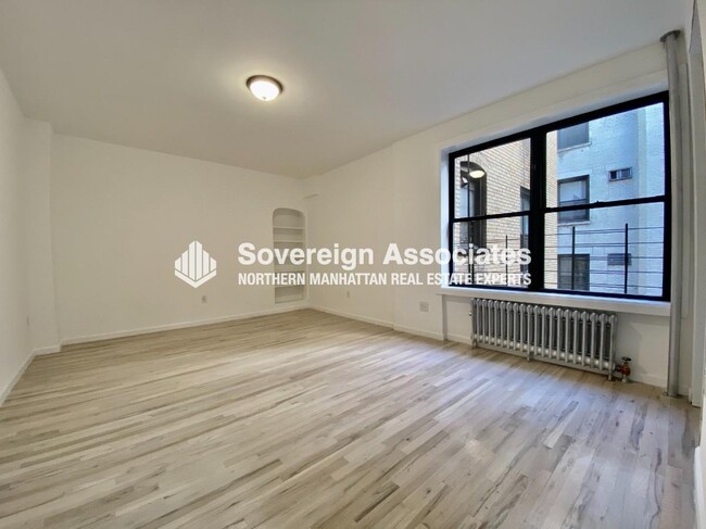 Plano de planta - 309 West 99th Street