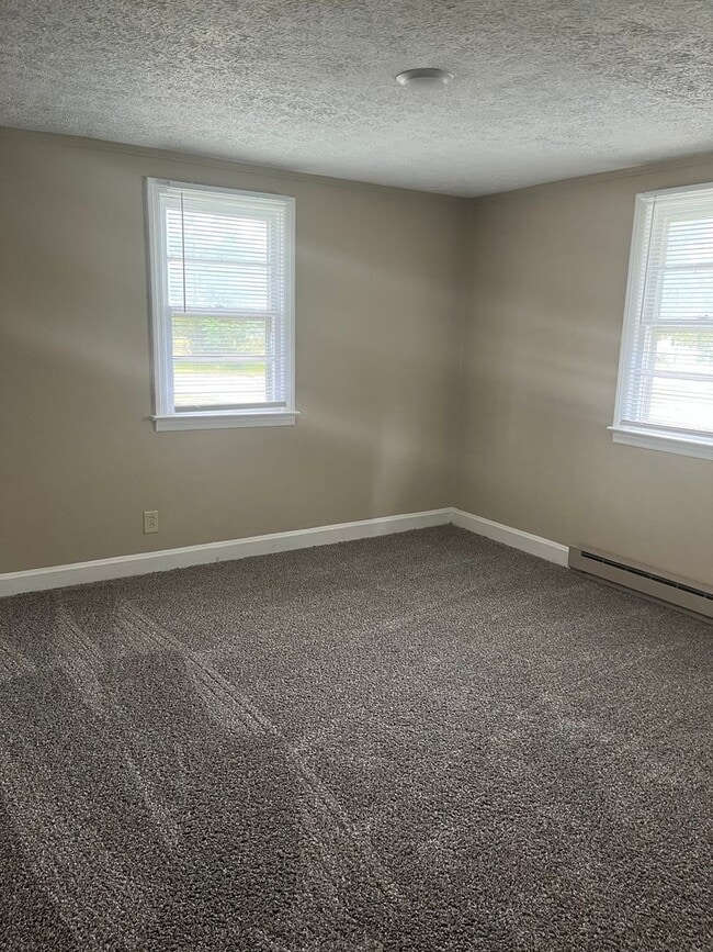 Building Photo - 2-Bedroom Home in Spring Lake