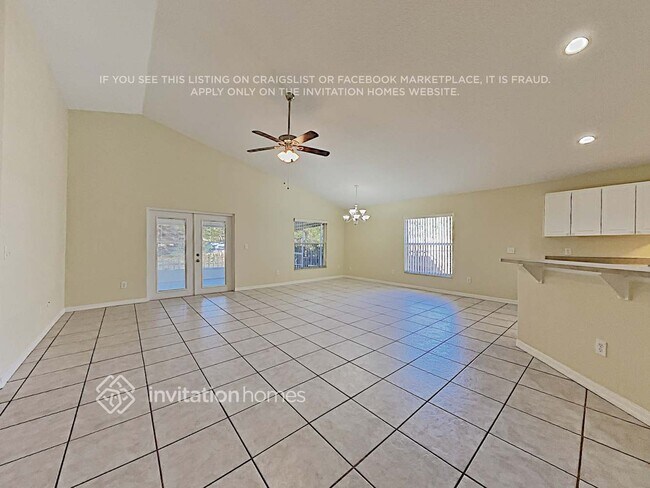 Foto del edificio - 5110 Volusia Ave