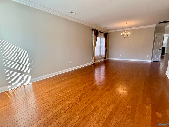 Foto del edificio - 5031 SE Valley Cove Dr