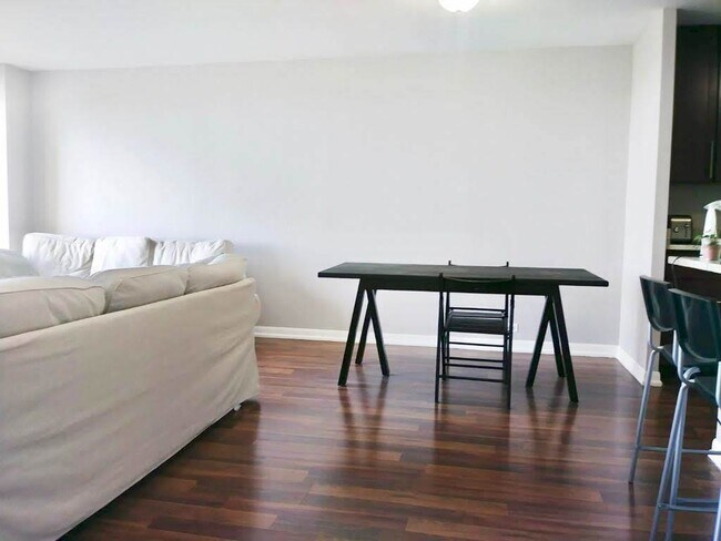 Foto del edificio - 5445 N Sheridan Rd