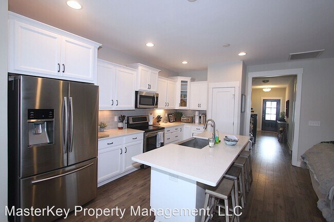Foto del edificio - 3 br, 2.5 bath House - 1956 Big Falls Drive