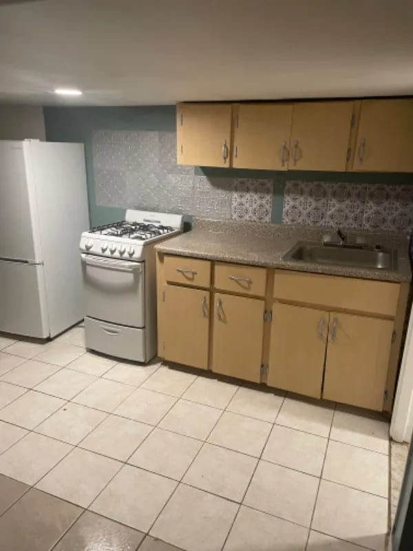 Building Photo - 146-38 175th St