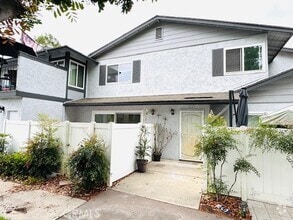 Building Photo - 6443 Shady Lawn Dr