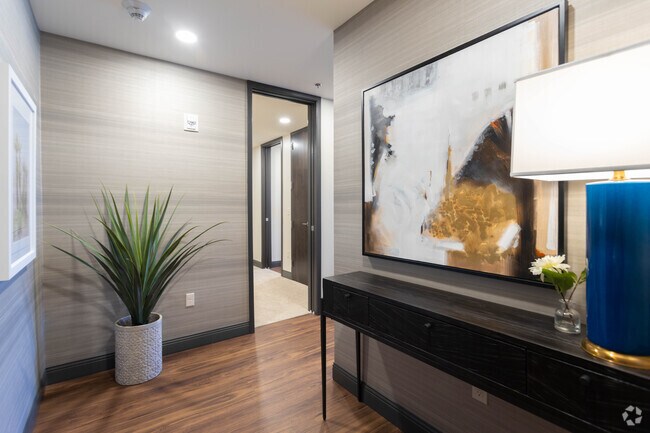 2 hab 2 ba | | 1546 ft². - Residence at 600