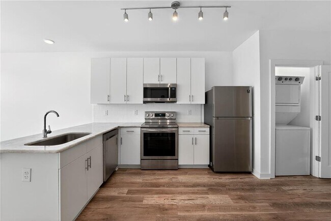 Foto del edificio - 525 Parkway Dr NE