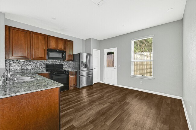 Foto del edificio - 12823 Clearcroft St