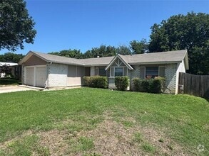 Building Photo - 1603 Natches Dr