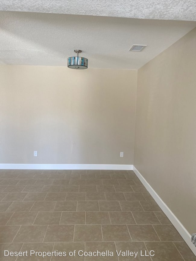 33490 Wishing Well Trail, Cathedral City, CA 92234 Room for Rent in