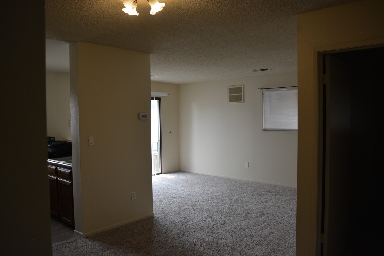 Building Photo - 2245 Kietzke Ln