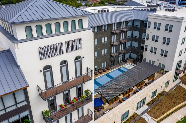 Building Photo - Magnolia Heights