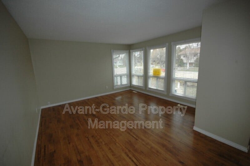 Building Photo - 15 Garden Valley Dr