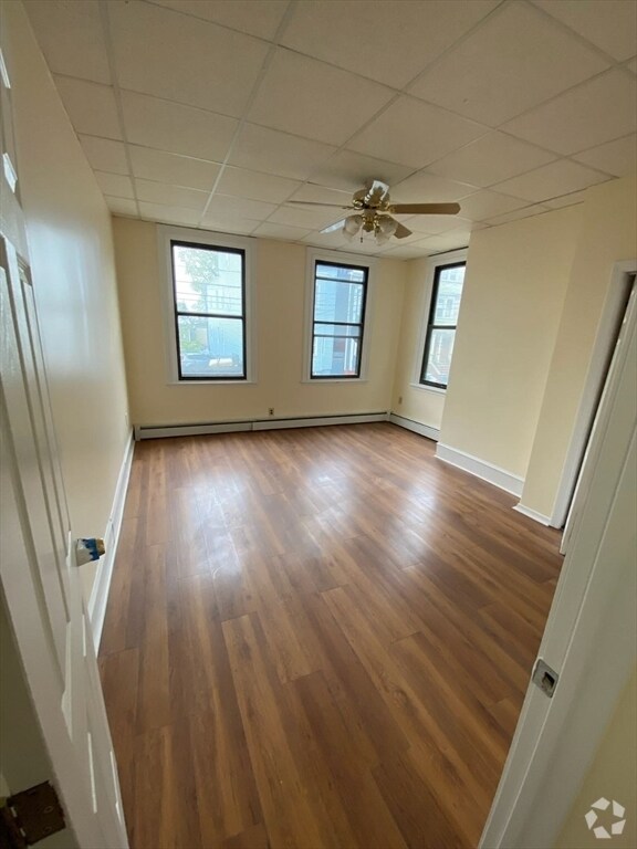 Building Photo - 286 Princeton St